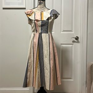 Beautiful ASOS Dress Sz 6